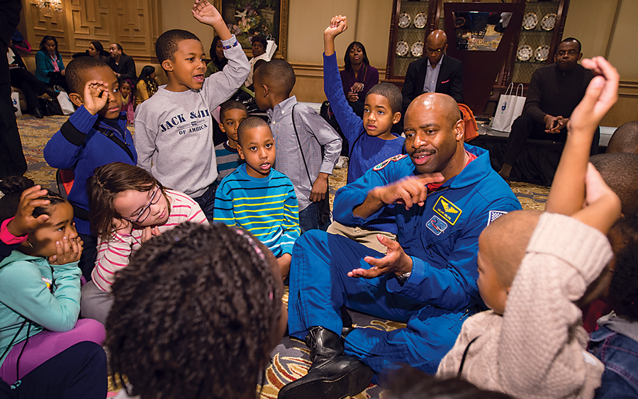 Retired astronaut Leland Melvin inspires kids