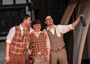 David Janosik as Sir Toby Belch, Luke Schares as Feste and Evan Nasteff as Sir Andrew Aguecheek